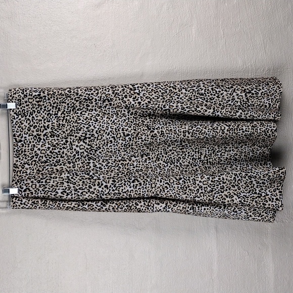 Chico's Tan Multicolored Leopard Print Asymmetrical Waist Pleated Midi Skirt - Picture 8 of 12